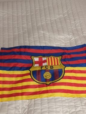 FC Barcelona Crest Flag with Bold Red, Blue & Yellow Stripes